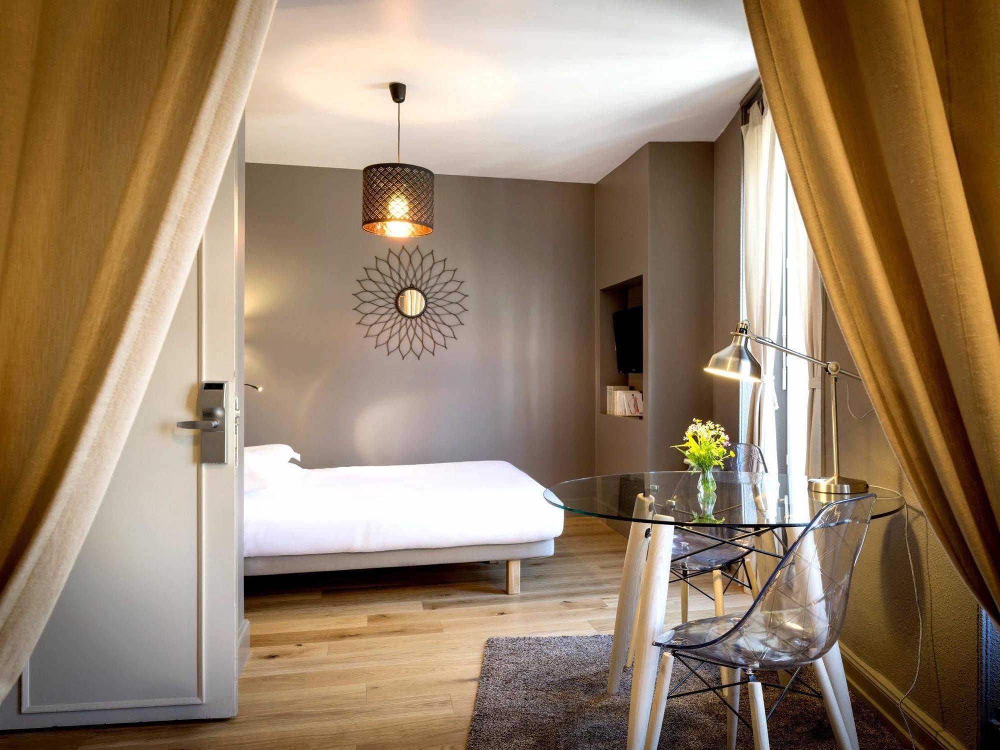 Hotel De Russie Мон-Дор Екстер'єр фото